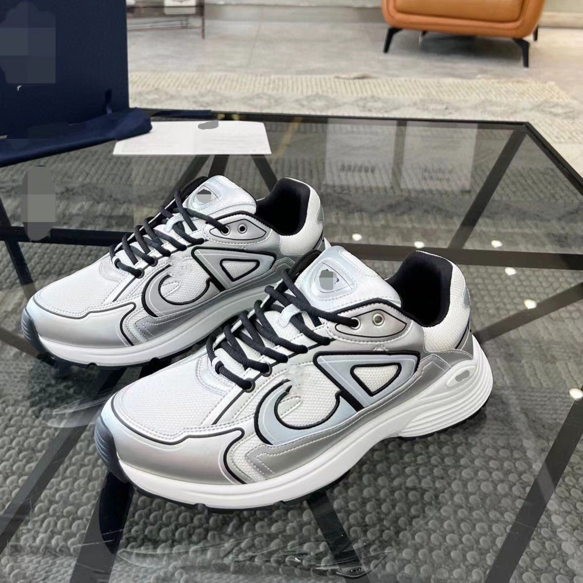 2025 New CD Fashion Casual Couple Lightweight Mesh Shoes Breathable Comfortable Casual Sneakers B30 Running Shoes