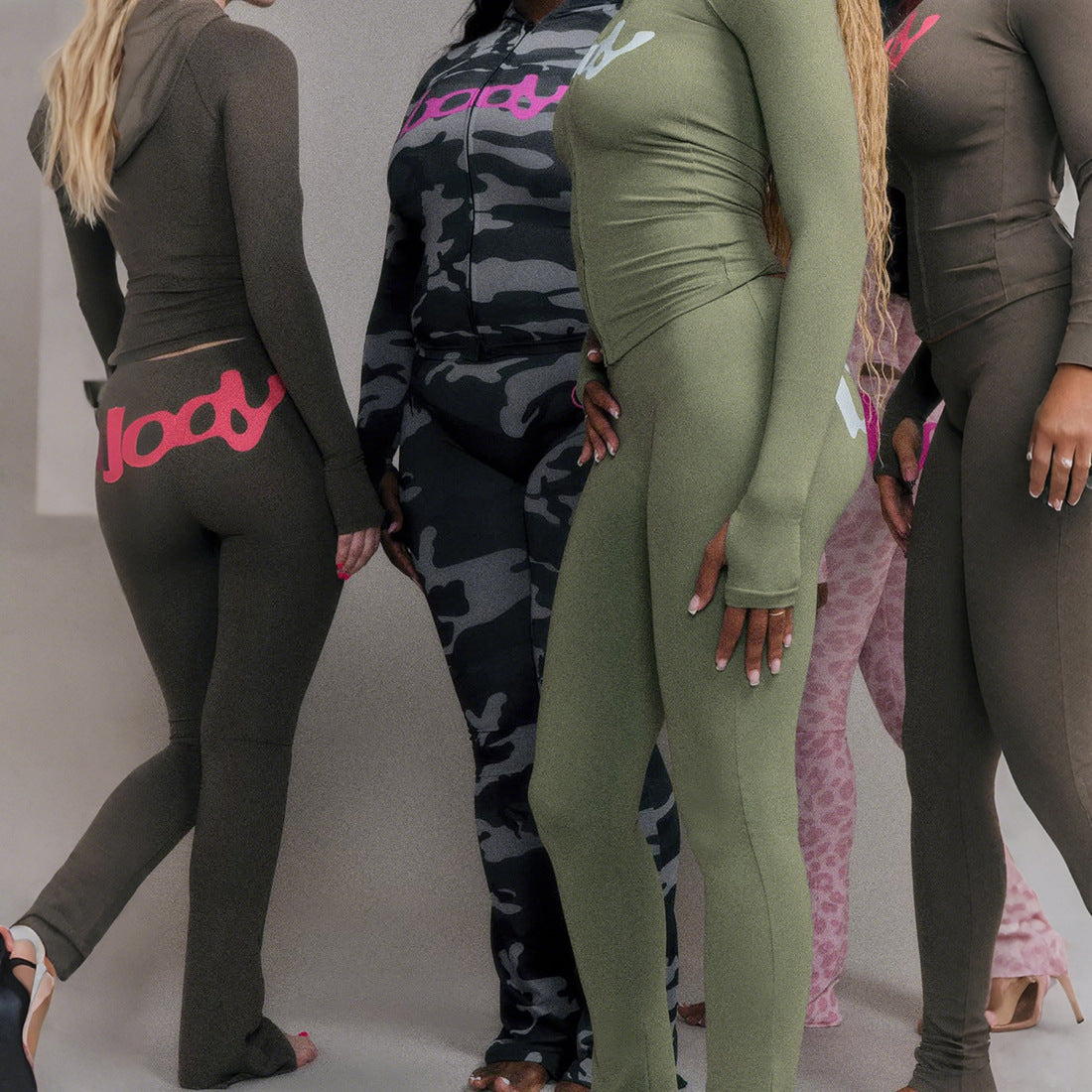 2025 Autumn Women's New Fashion Hooded Camouflage Print Long Sleeve Sports Trendy Slim Fit Long Pants Two-Piece Set