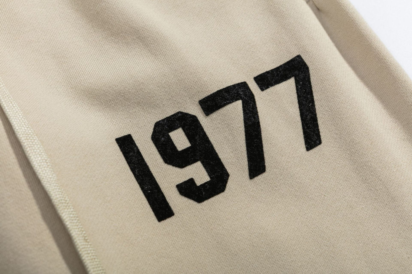 2025 New FFOG 1977 Flocked Print Digital High Street European and American Style Sweatshirt Loose Casual Pants Unisex Set