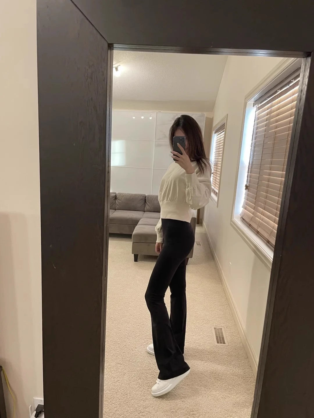 Lulu Bell-Bottom Pants Women's Yoga Pants Nude Feel Brushed Micro-Pull High Waist Slimming Casual Sports Trousers Outer Wear