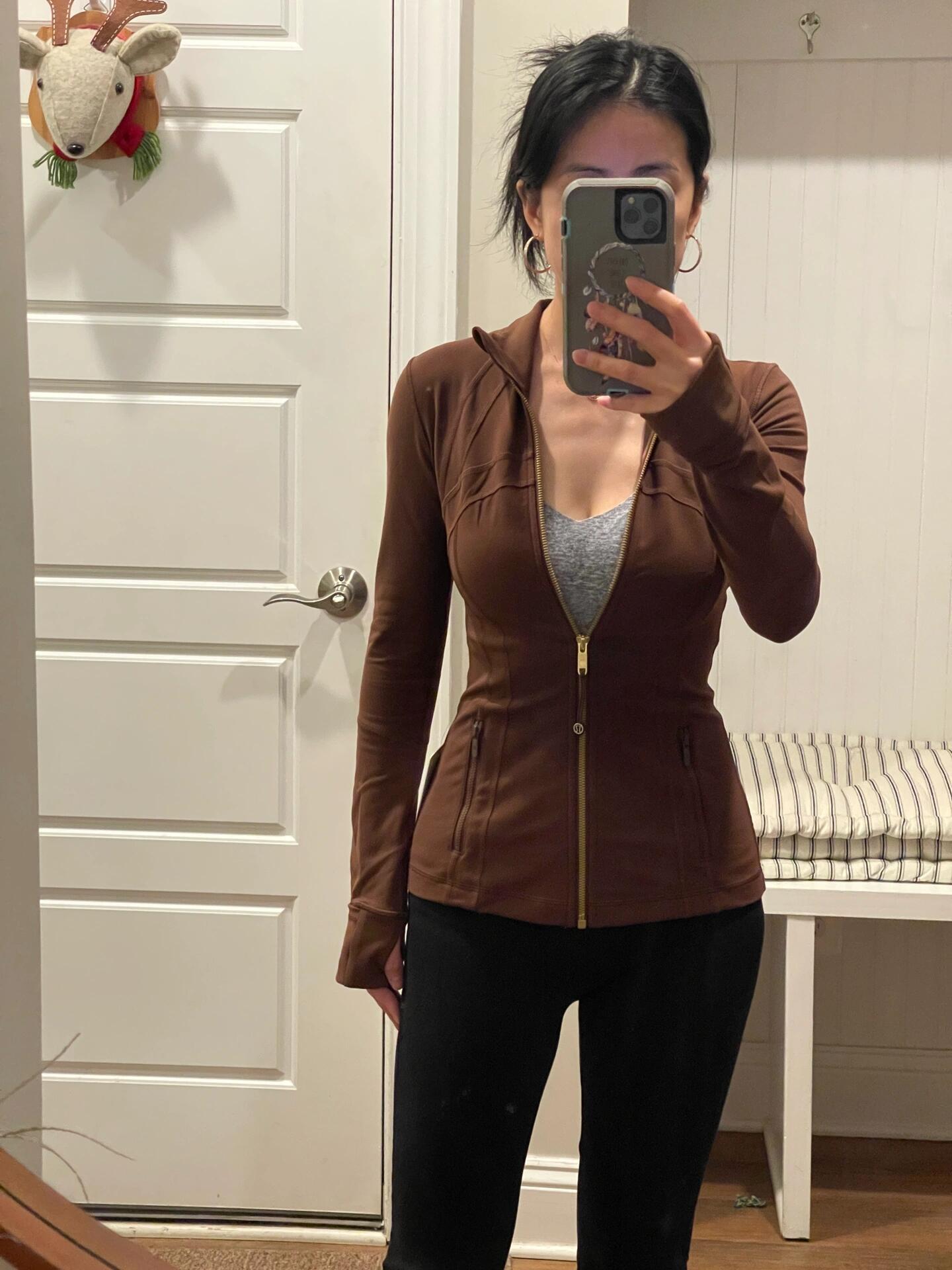women wearing Golden Edge Define Slim Sports Jacket in Twilight Rose for yoga and fitness