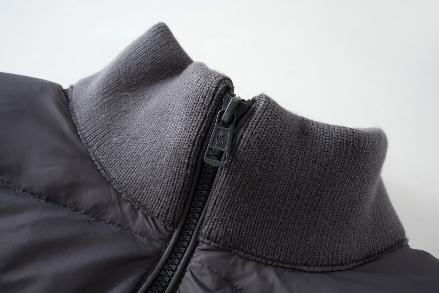 GMabcd 2026 Autumn Winter New Product Mouth Cover Wool Spliced Sleeves Unisex Down Jacket Coat