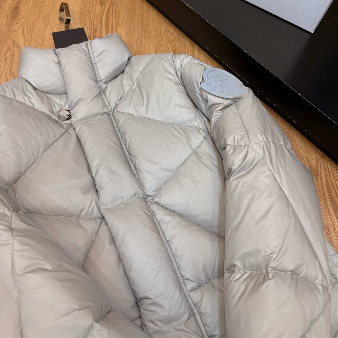 2025 Autumn Winter M Mengkou 90 White Duck Down Fluffy Down Jacket Coat for Men and Women