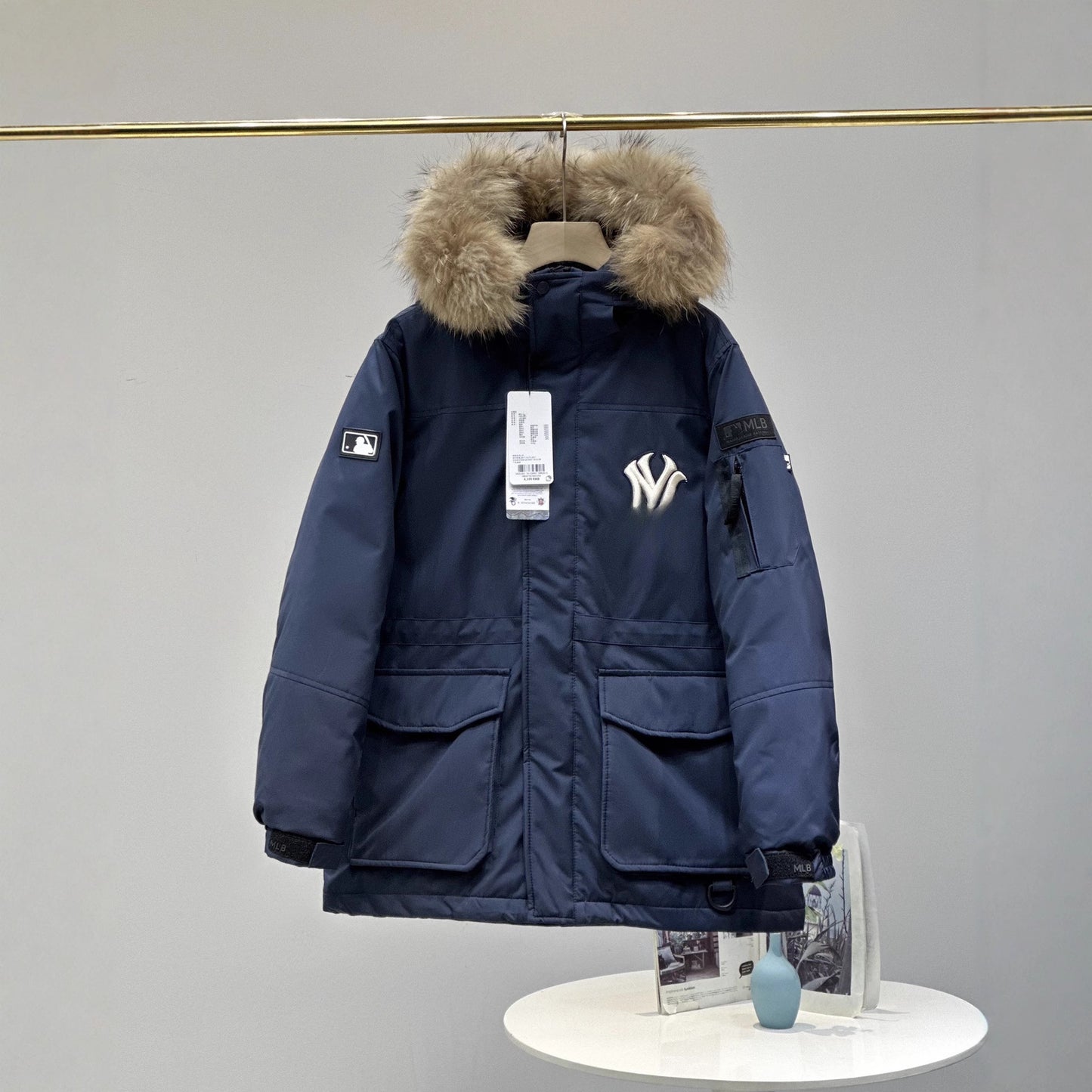 GM-M-LB Unisex Versatile Hooded Down Jacket with Large Fur Collar, Couple's Mid-Length Thickened Waterproof Workwear Coat