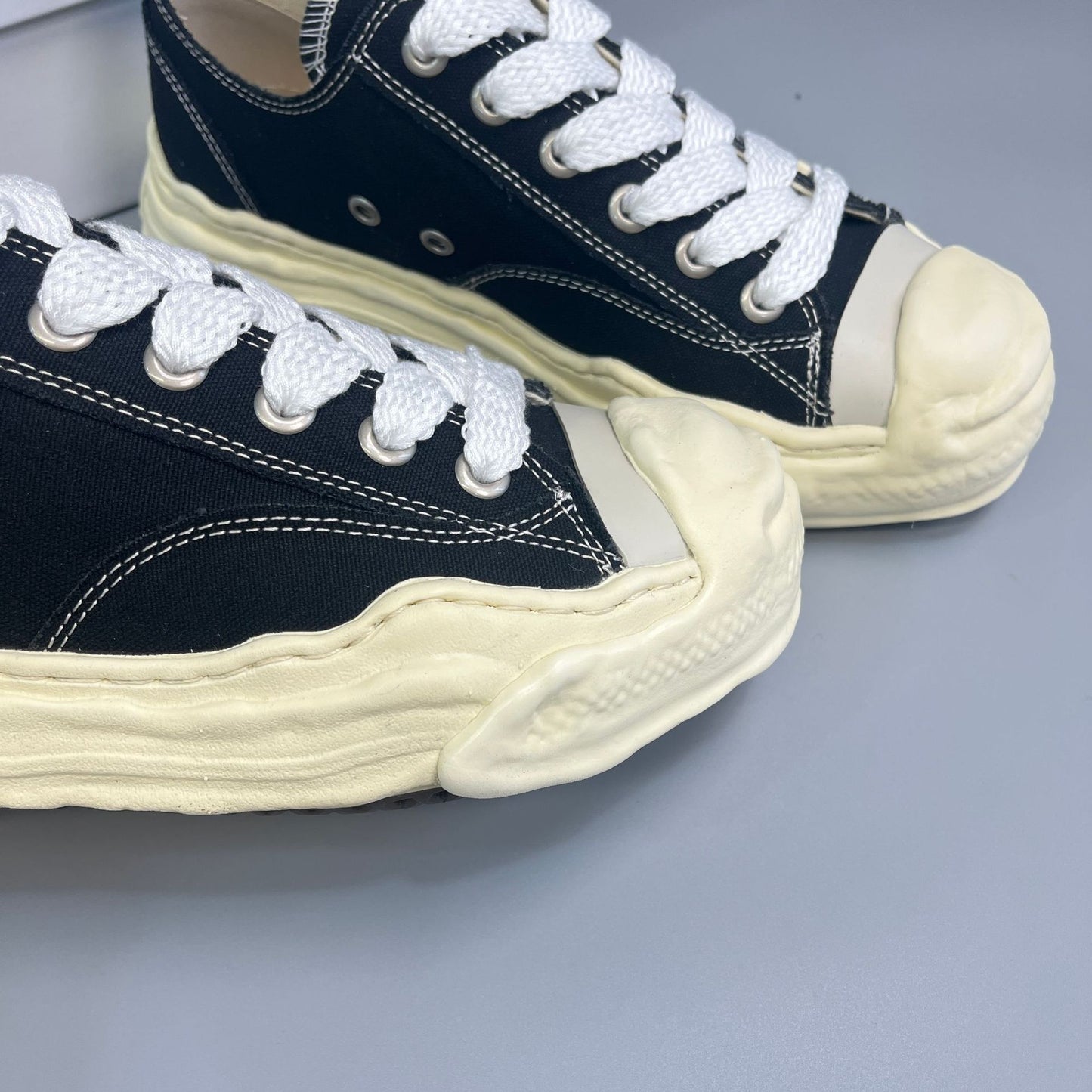 GMabcd Mmy Open Smile Dissolving Shoes Canvas Thick Sole Height Increasing Unisex Casual Sneakers