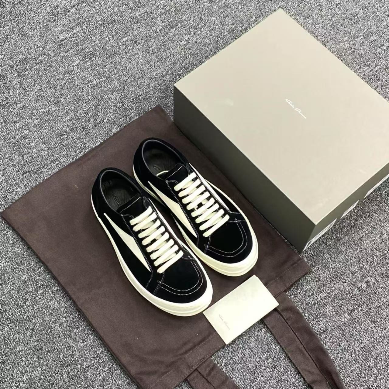 GMAbcd RICK Original Main Line New Leather Surface OWENS High Street Low-top Niche Shoes