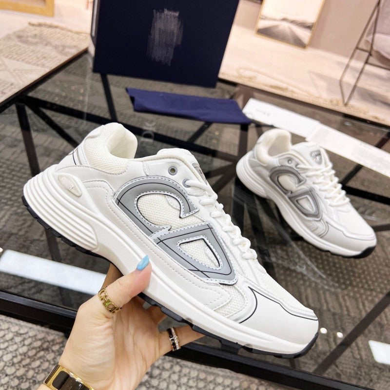 2025 New CD Fashion Casual Couple Lightweight Mesh Shoes Breathable Comfortable Casual Sneakers B30 Running Shoes
