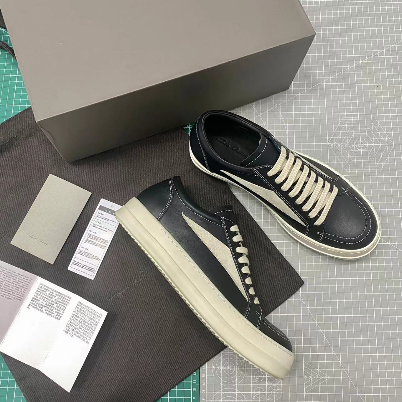 GMAbcd RICK Original Main Line New Leather Surface OWENS High Street Low-top Niche Shoes